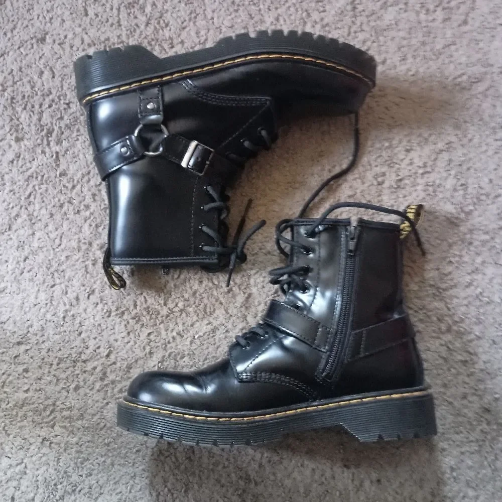 Dr Martens Youth 1460 Harness Leather Boots Girls Size 5 Black PRE-OWNED